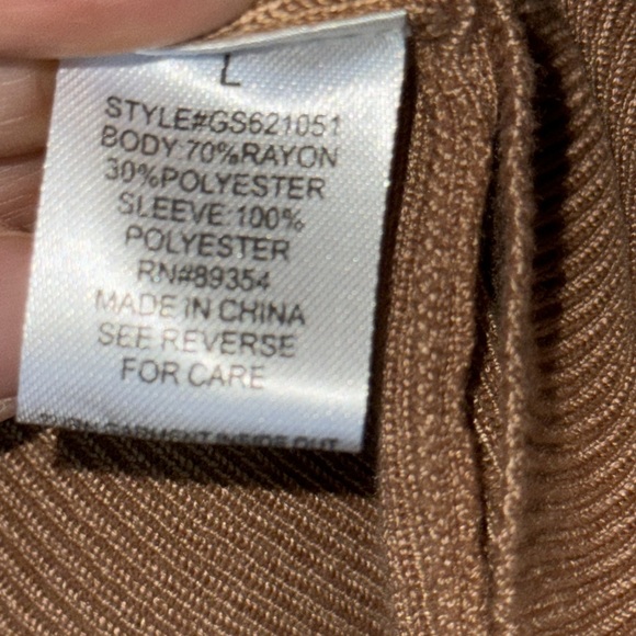 Madison & Hudson Short Sleeve Pullover- Sz Large - Picture 5 of 7